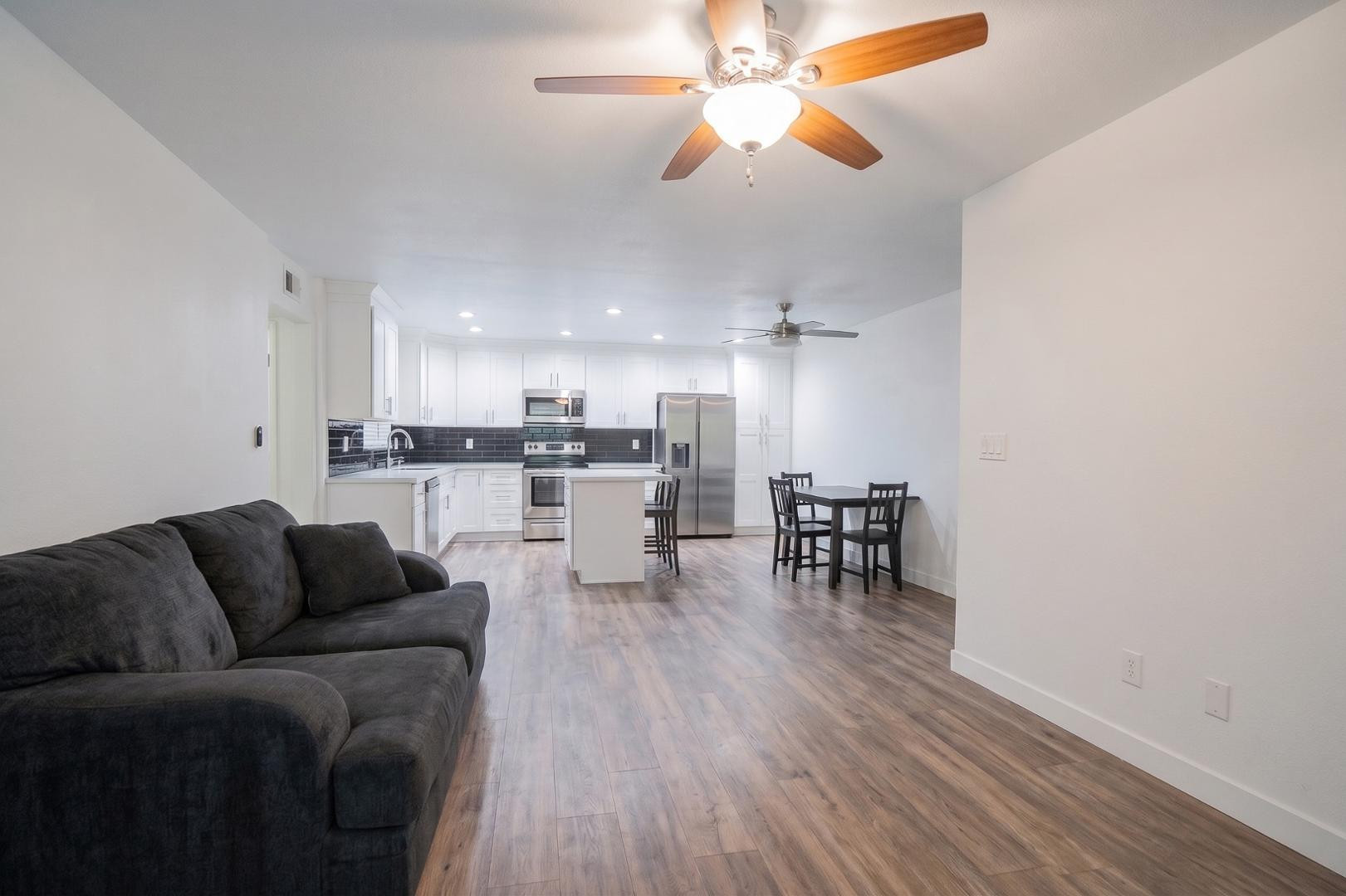 5525 East Thomas Road, Unit B7 Phoenix, AZ 85018 - Photo 12 of 27 Photo #12