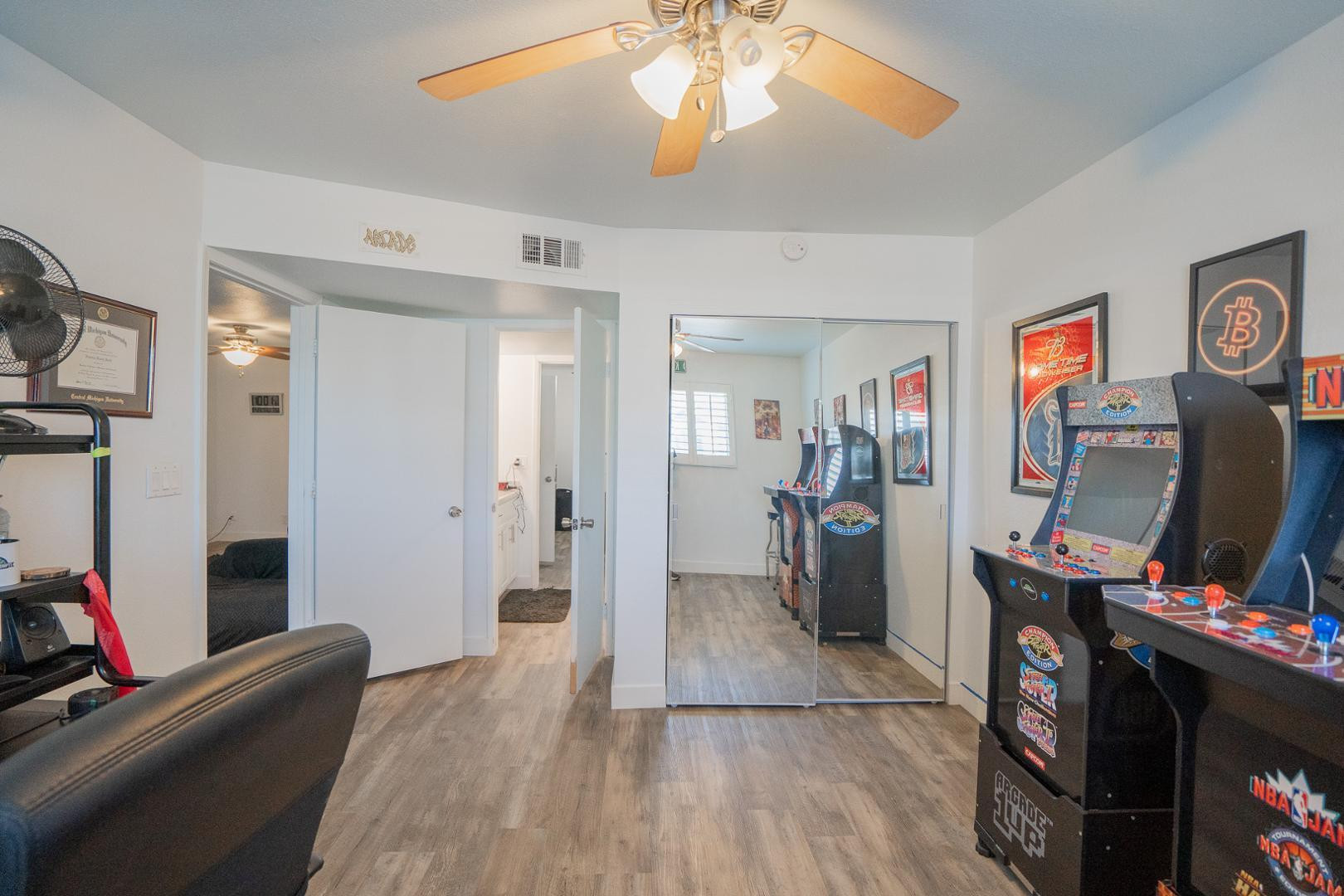 5525 East Thomas Road, Unit B7 Phoenix, AZ 85018 - Photo 19 of 27 Photo #19