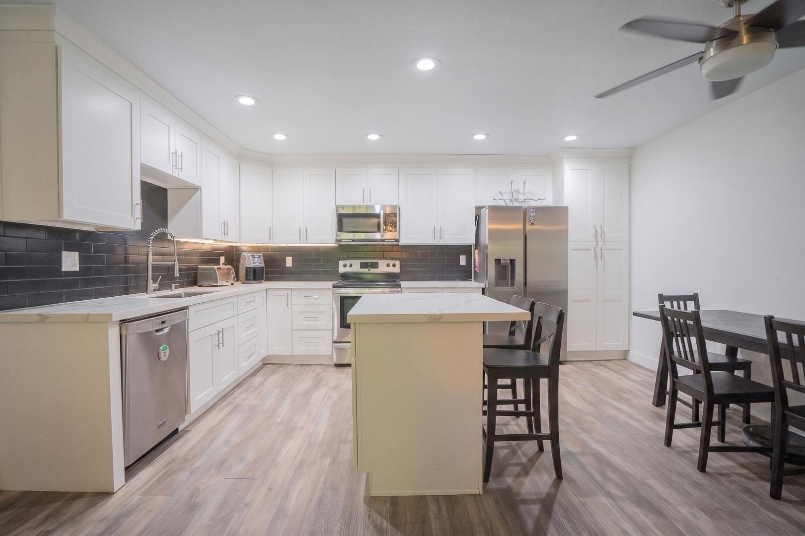 5525 East Thomas Road, Unit B7 Phoenix, AZ 85018 - Photo 6 of 27 Photo #6