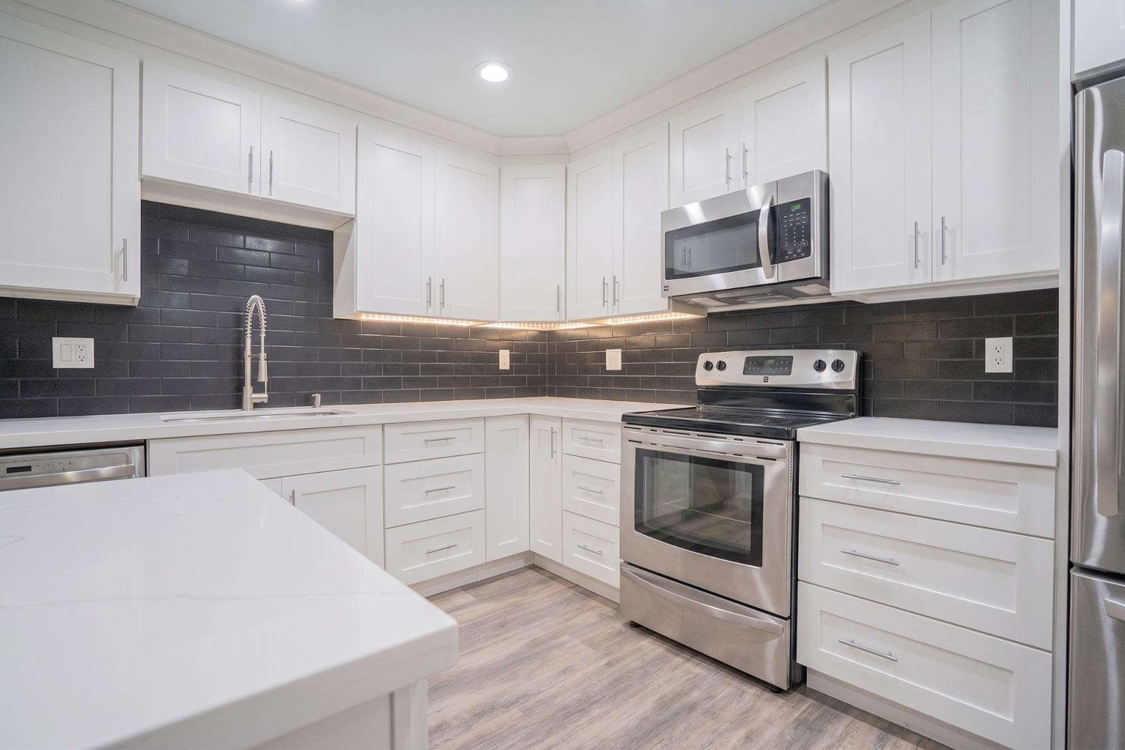 5525 East Thomas Road, Unit B7 Phoenix, AZ 85018 - Photo 8 of 27 Photo #8