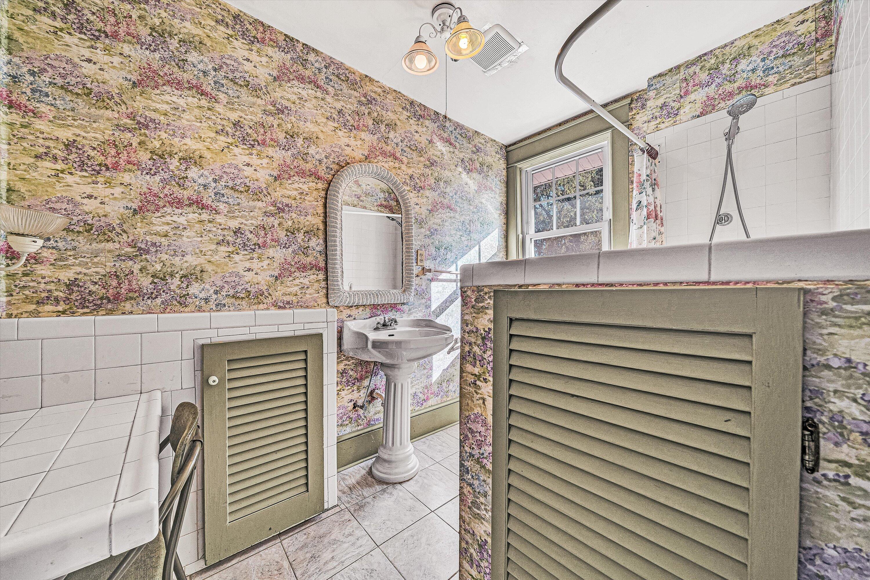 1844 Blenheim Road Southwest Roanoke, VA 24015 - Photo 20 of 29 19-VM-04824