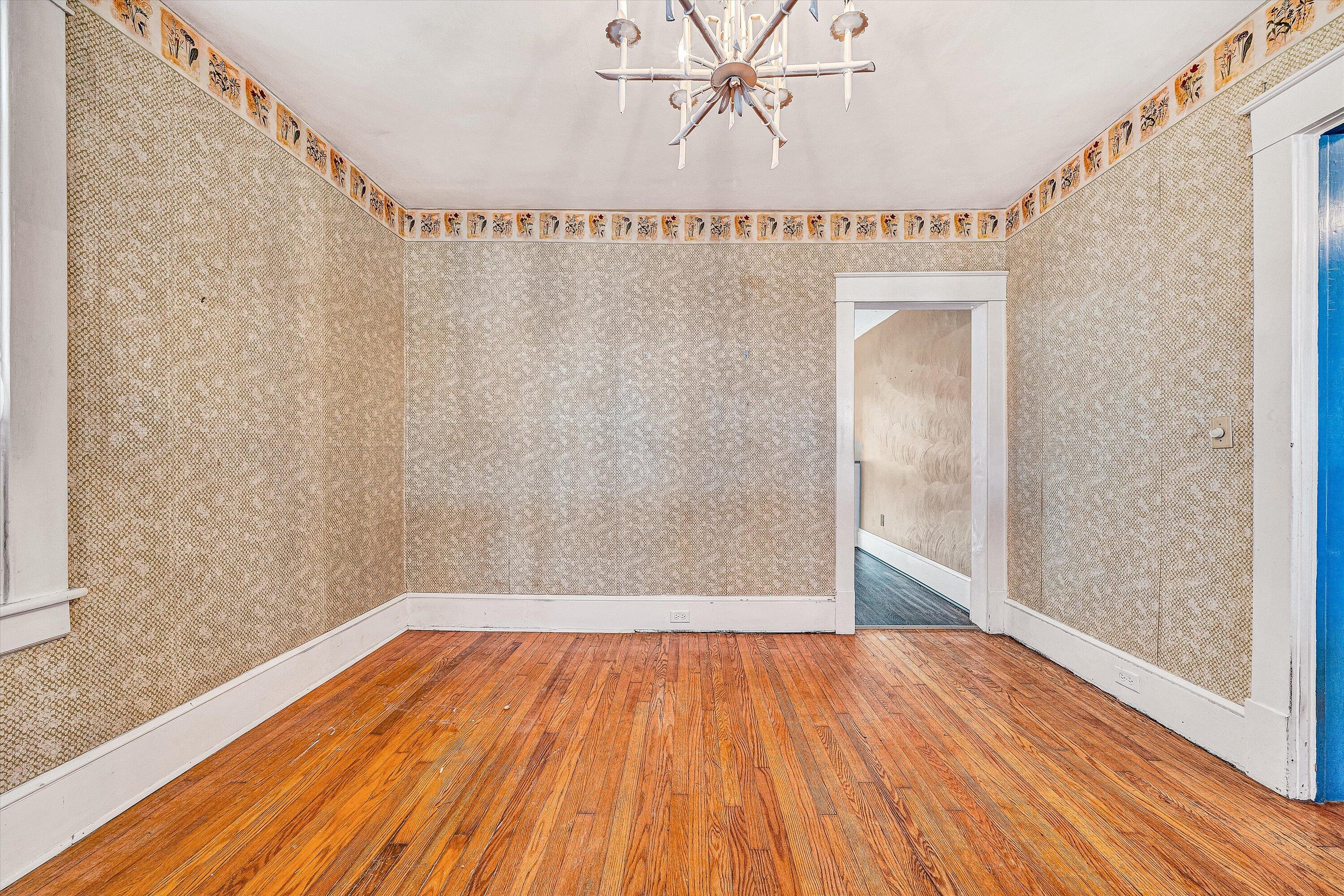 1844 Blenheim Road Southwest Roanoke, VA 24015 - Photo 10 of 29 09-VM-04794