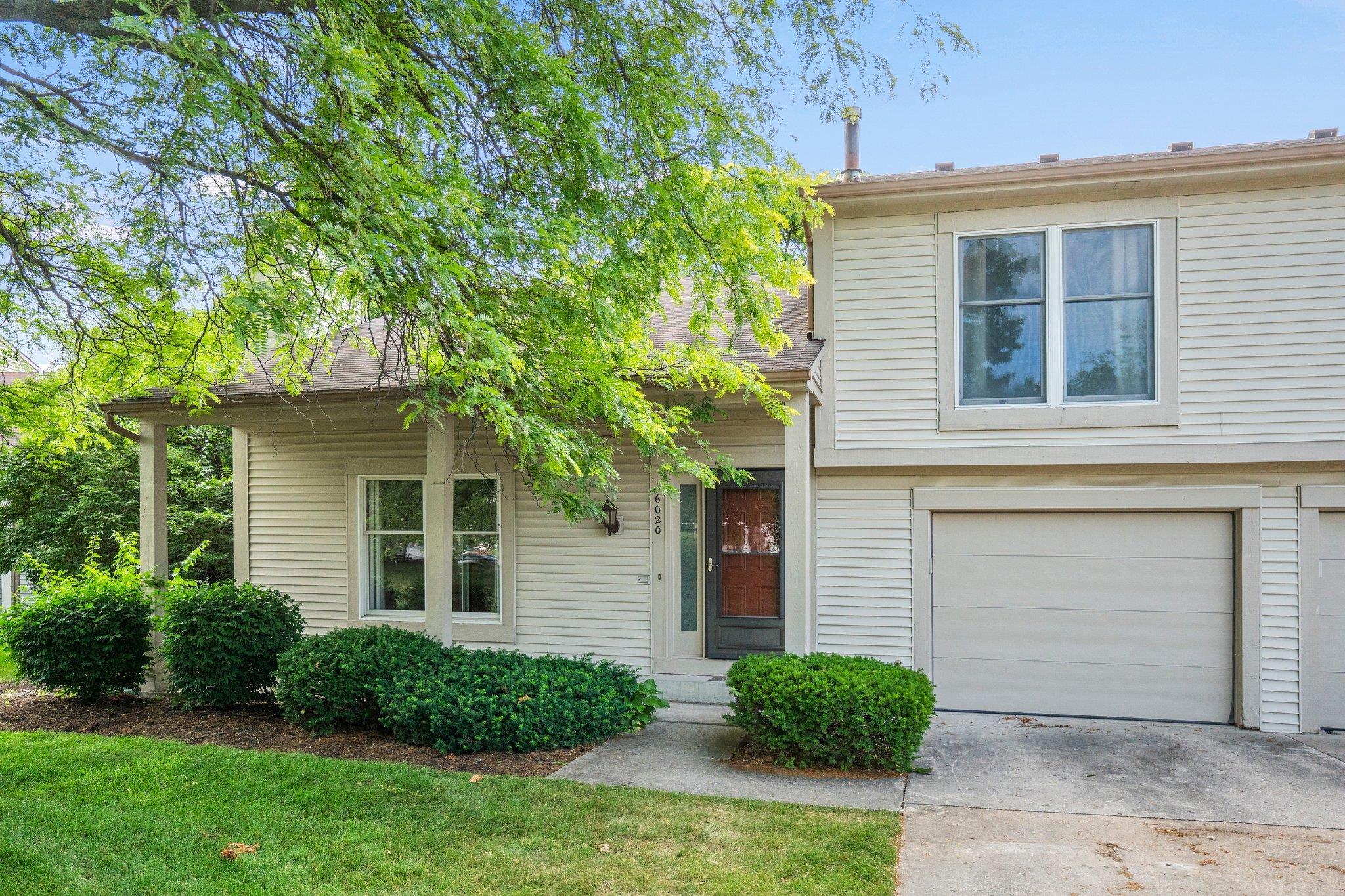 6020 Sawmill Woods Court, Fort Wayne, IN 46835 Compass