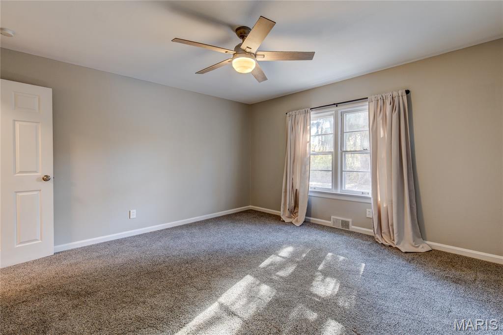 16460 Old Jamestown Road Florissant, MO 63034 - Photo 13 of 31