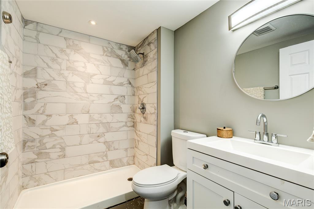 16460 Old Jamestown Road Florissant, MO 63034 - Photo 19 of 31