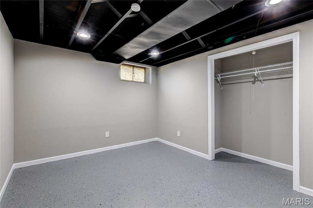 16460 Old Jamestown Road Florissant, MO 63034 - Photo 20 of 31