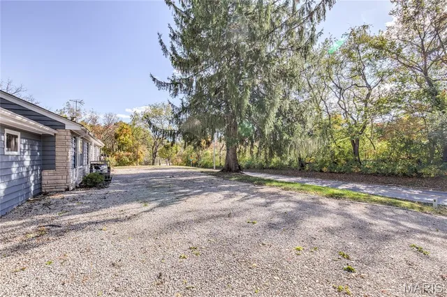 $335,000 | 16460 Old Jamestown Road, Florissant, MO 63034