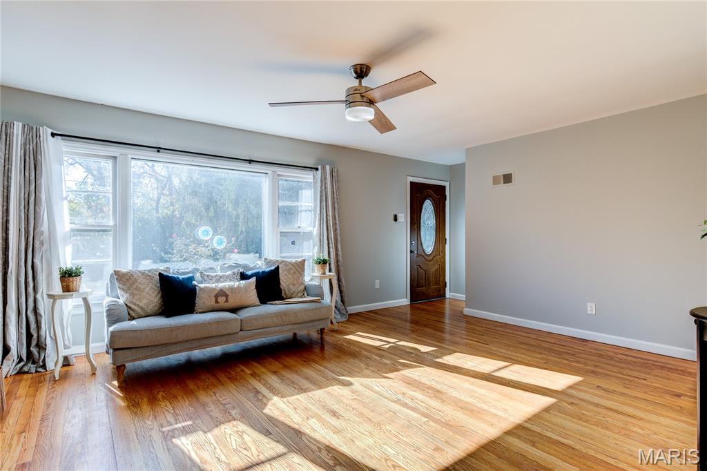 16460 Old Jamestown Road Florissant, MO 63034 - Photo 6 of 31