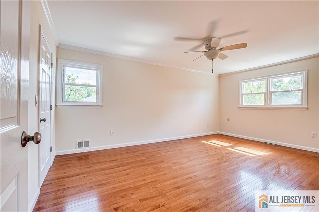5 Queens Road East Brunswick, NJ 08816 - Photo 30 of 54 Gallery Image 30