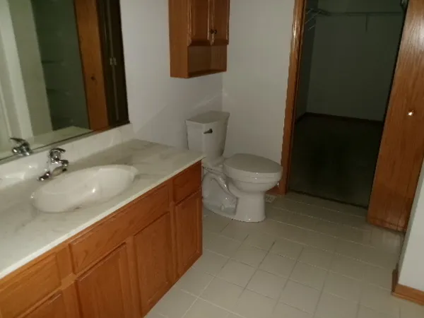$229,900 | 1785 Willow Cir Drive, Unit 1785, Crest Hill, IL 60403