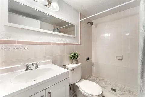 $225,000 | 5706 West 26th Avenue, Unit 5706, Hialeah, FL 33016