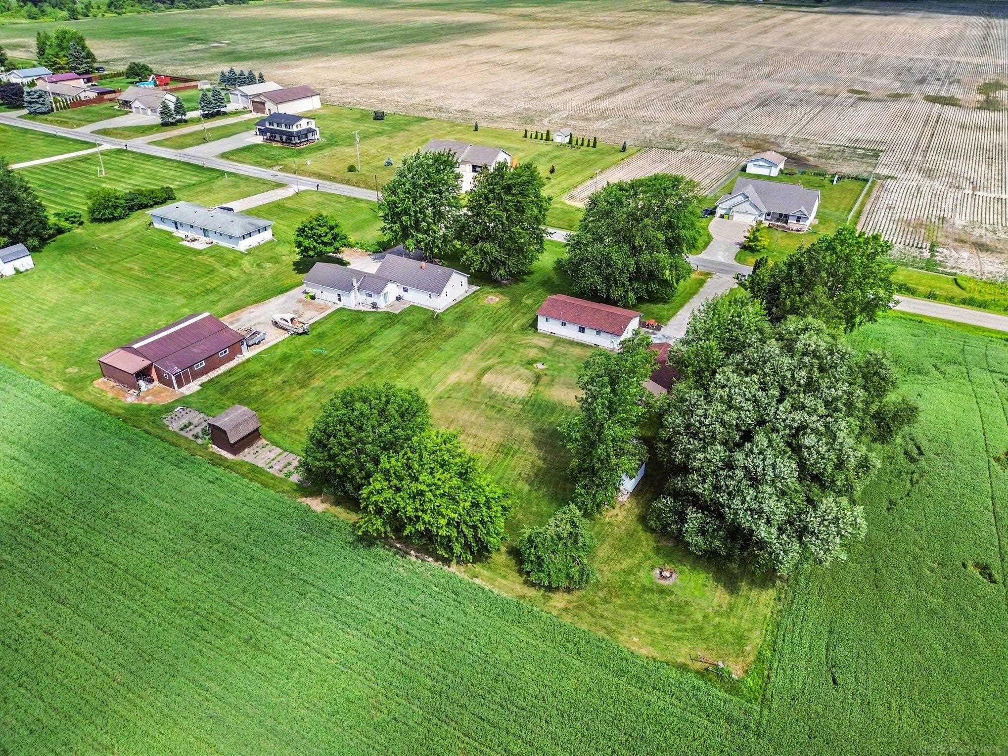 1944 East River Road Kawkawlin, MI 48631 - Photo 28 of 36