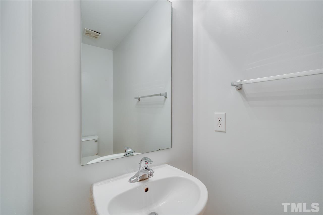8012 River Watch Lane Raleigh, NC 27616 - Photo 11 of 20 Gallery Image 11