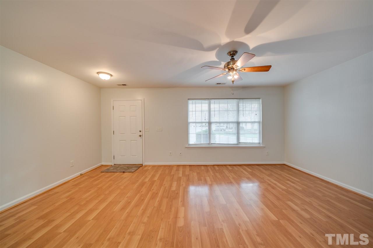 8012 River Watch Lane Raleigh, NC 27616 - Photo 5 of 20 Gallery Image 5