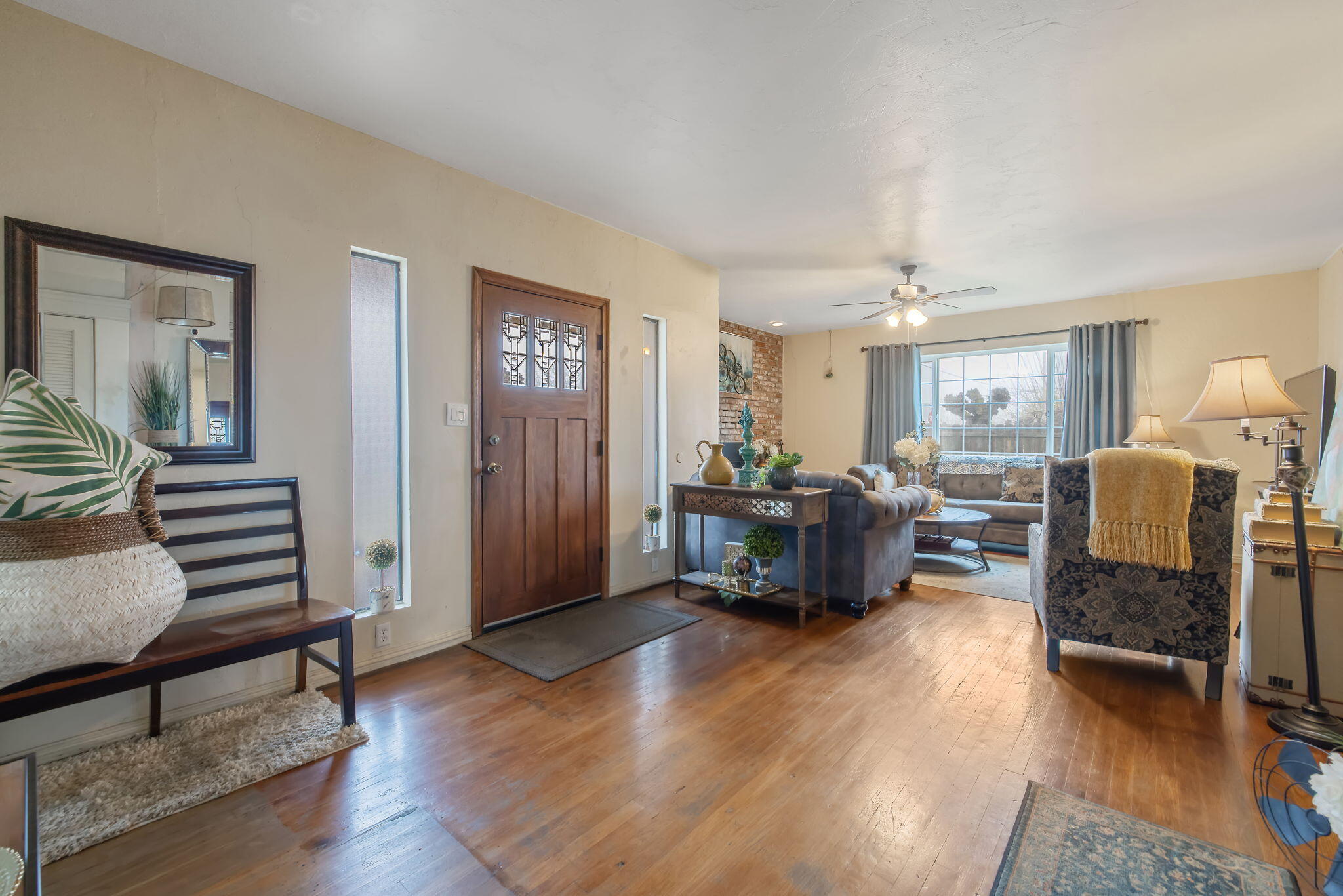 457 West Maple Street Exeter, CA 93221 - Photo 5 of 28 6-web-or-mls-713A7721