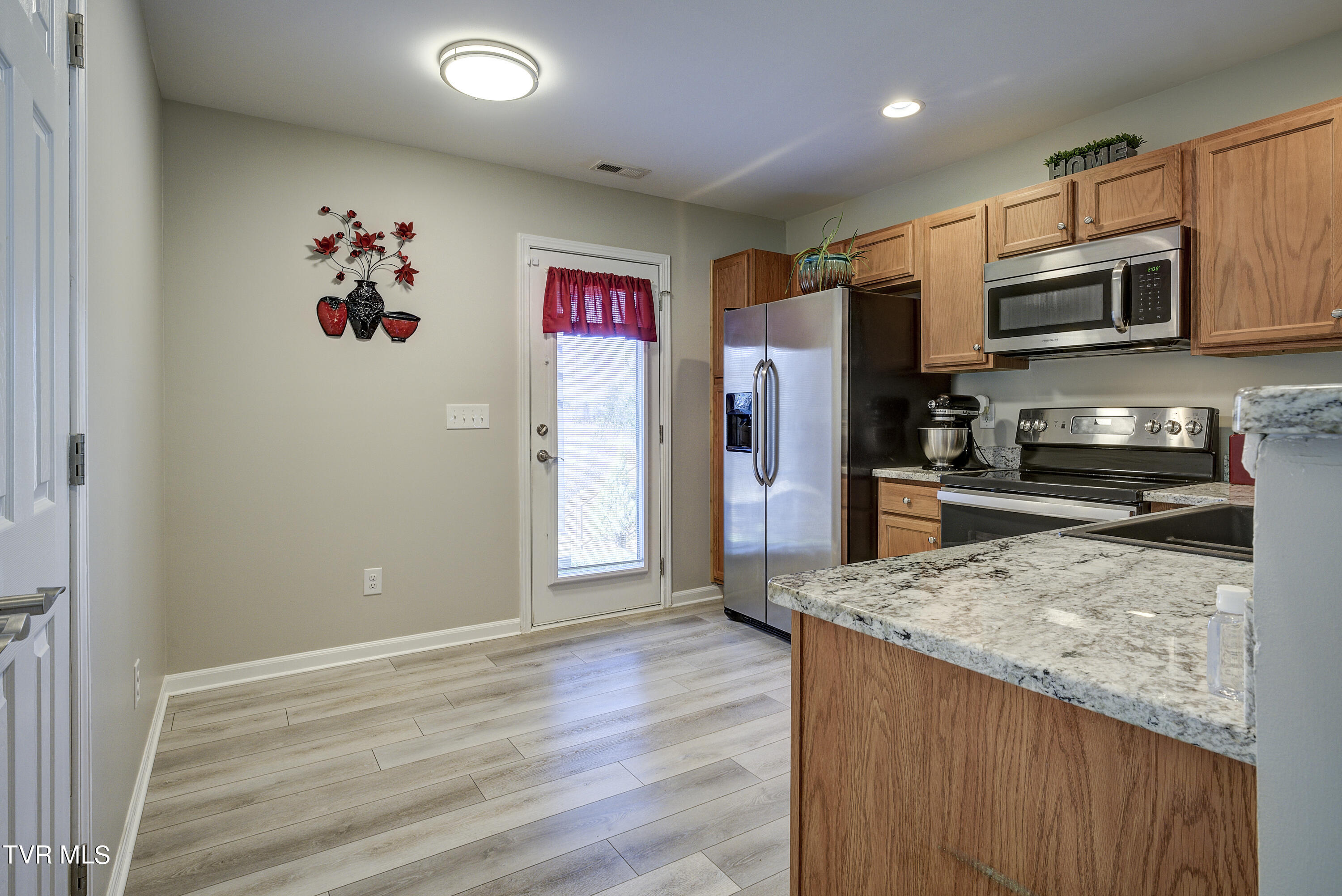 663 Suffolk Road Johnson City, TN 37615 - Photo 11 of 36 Suffolk-9