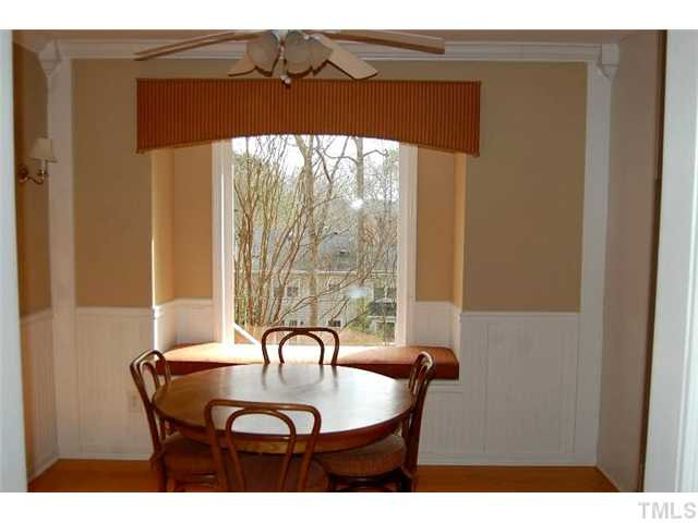 5017 Knaresborough Road Raleigh, NC 27612 - Photo 11 of 20 Breakfast Area