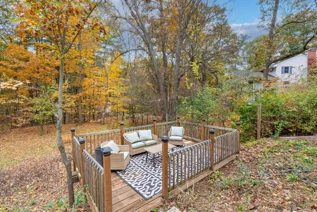 a view of deck and patio