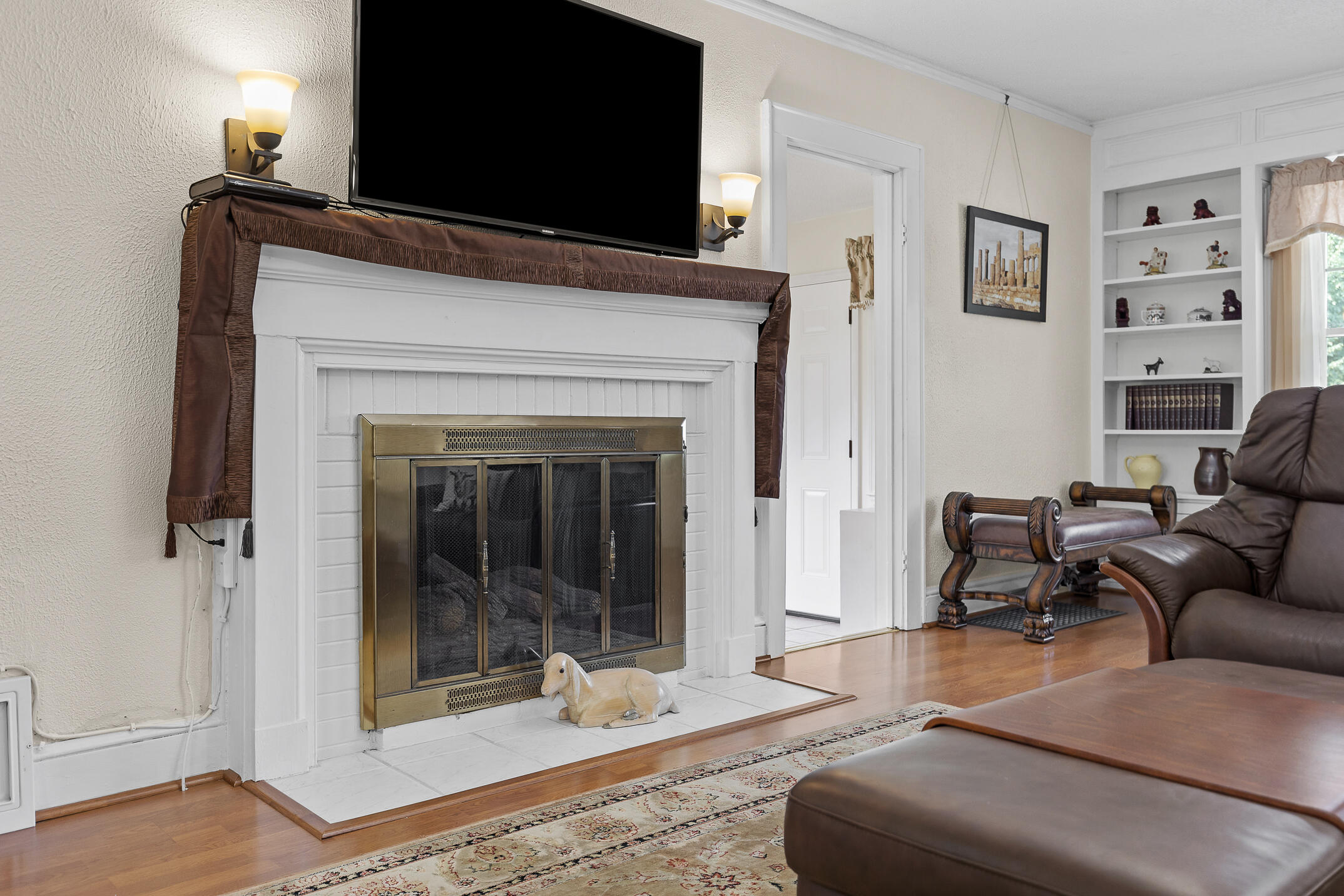 184 Old County Road Ringgold, GA 30736 - Photo 16 of 50 Living Room Fireplace