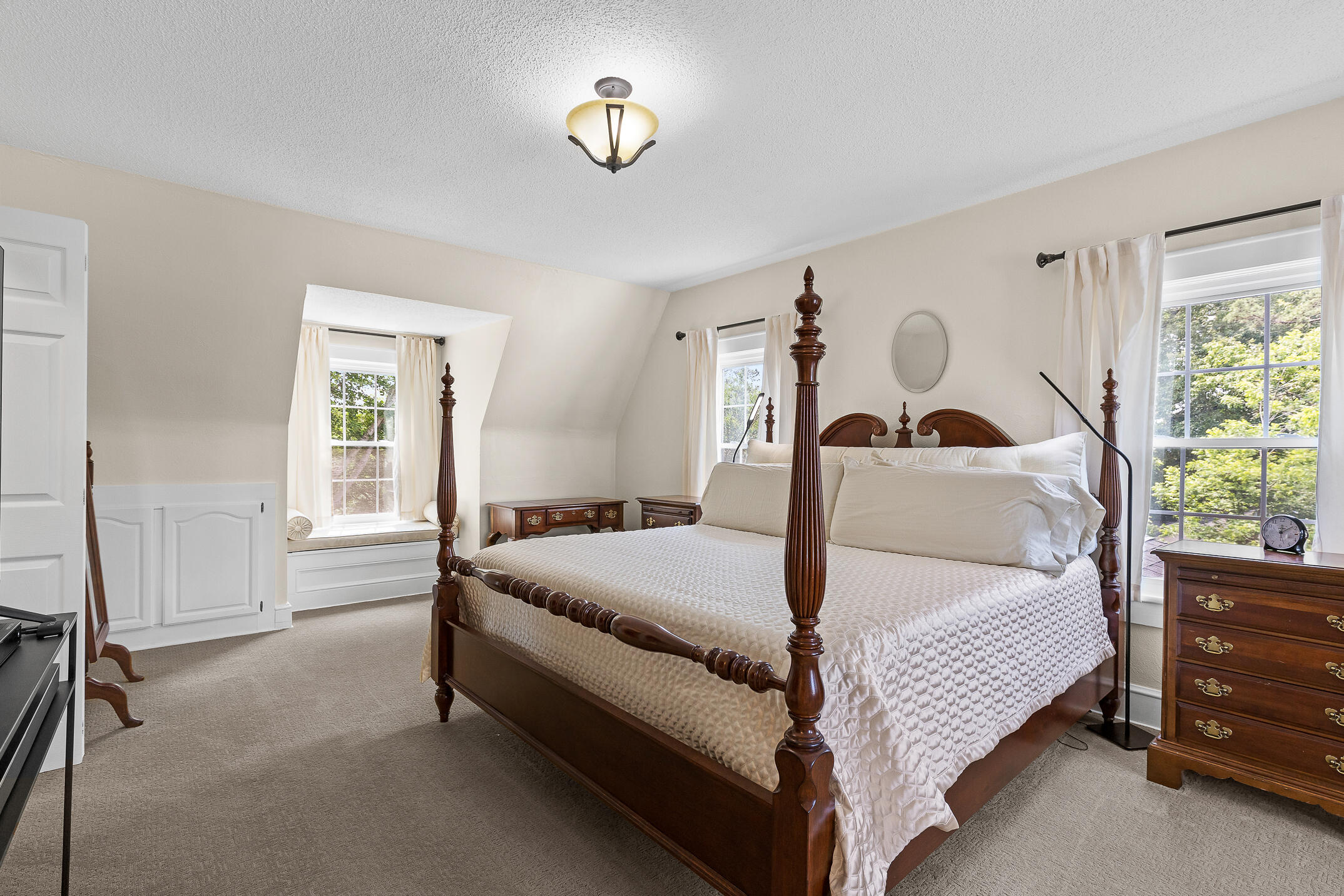 184 Old County Road Ringgold, GA 30736 - Photo 25 of 50 Upstairs Primary Bedroom 1