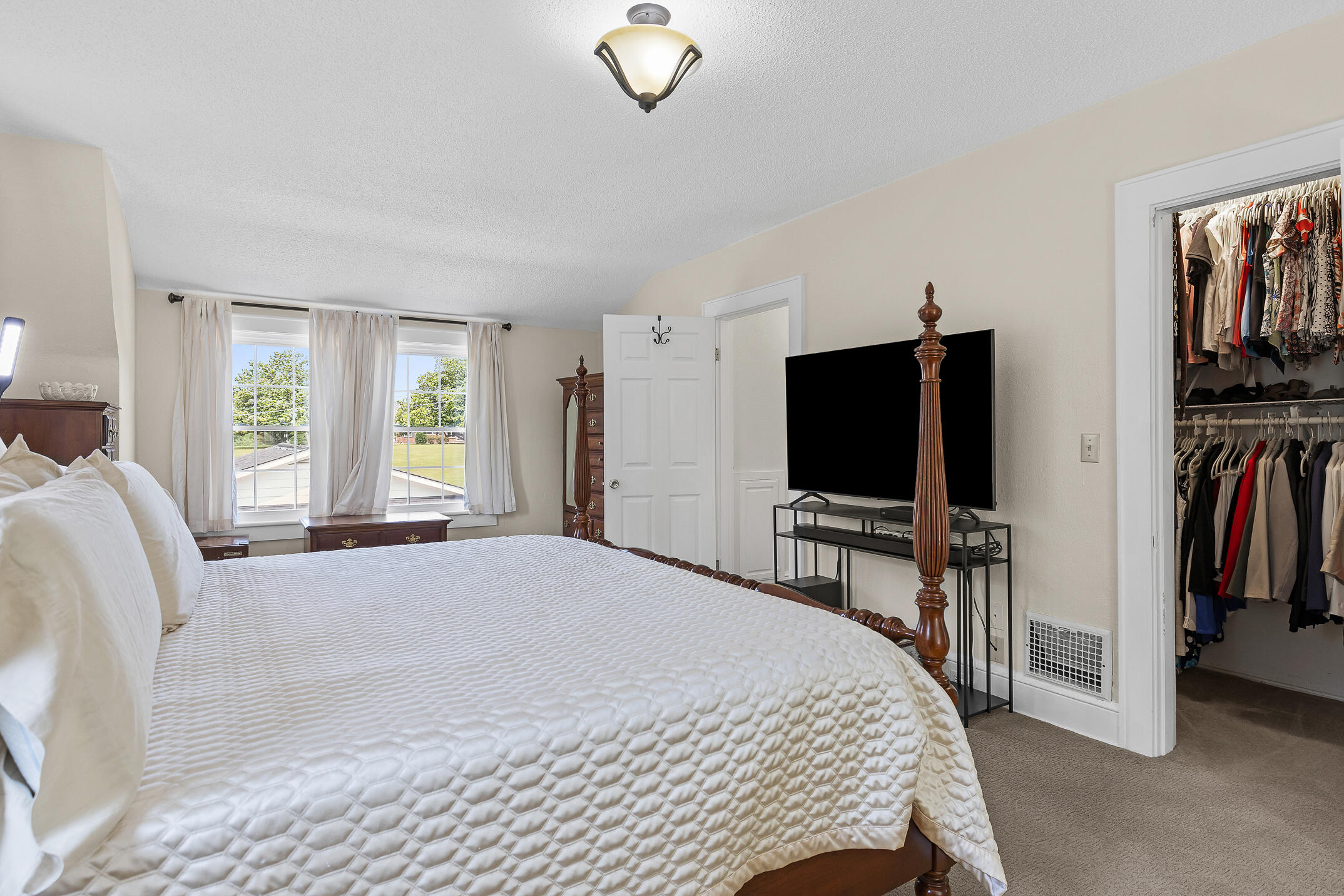 184 Old County Road Ringgold, GA 30736 - Photo 26 of 50 Upstairs Primary Bedroom 1 View