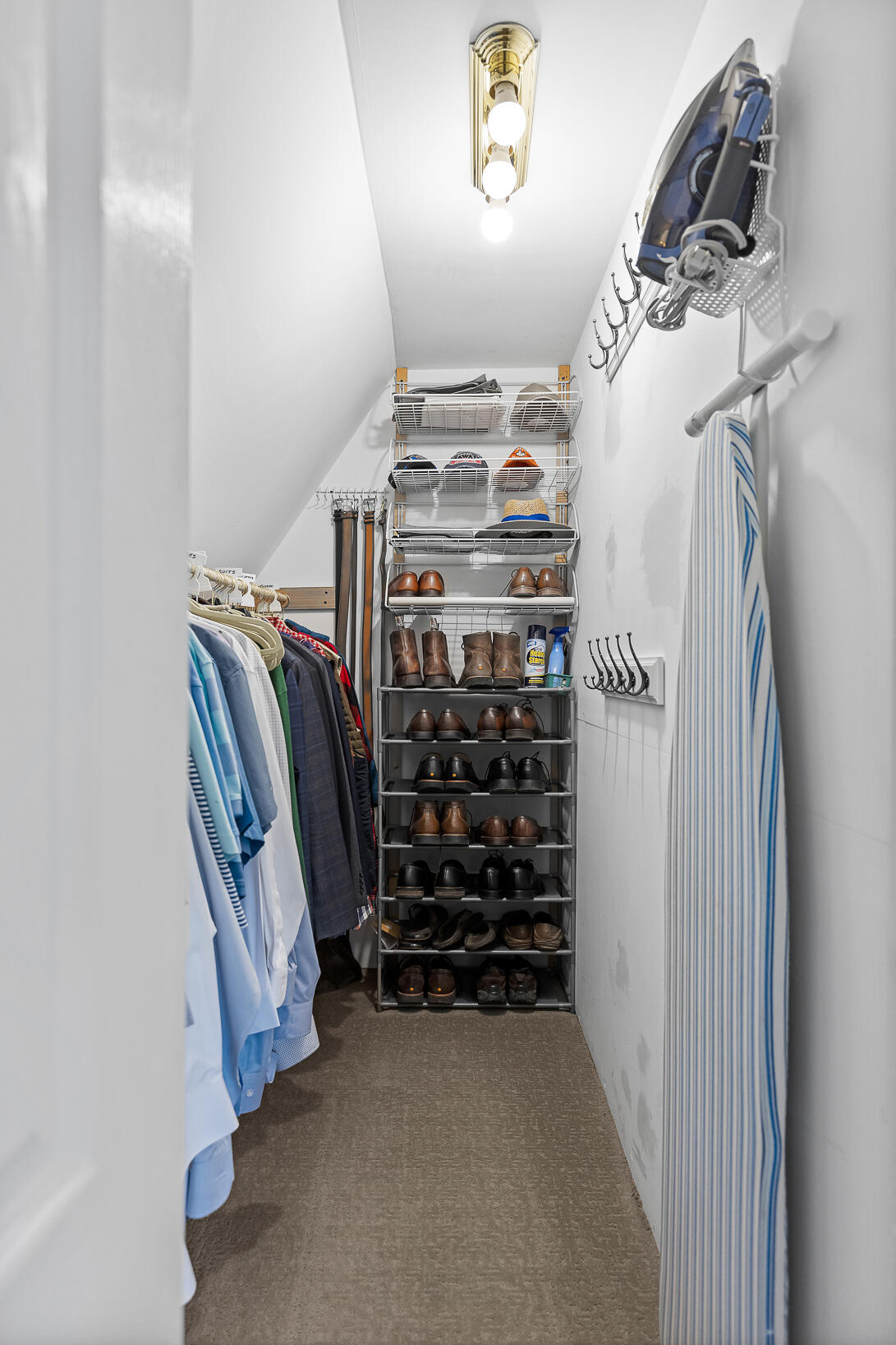 184 Old County Road Ringgold, GA 30736 - Photo 31 of 50 Upstairs Primary Bed 2 Walk-in Closet