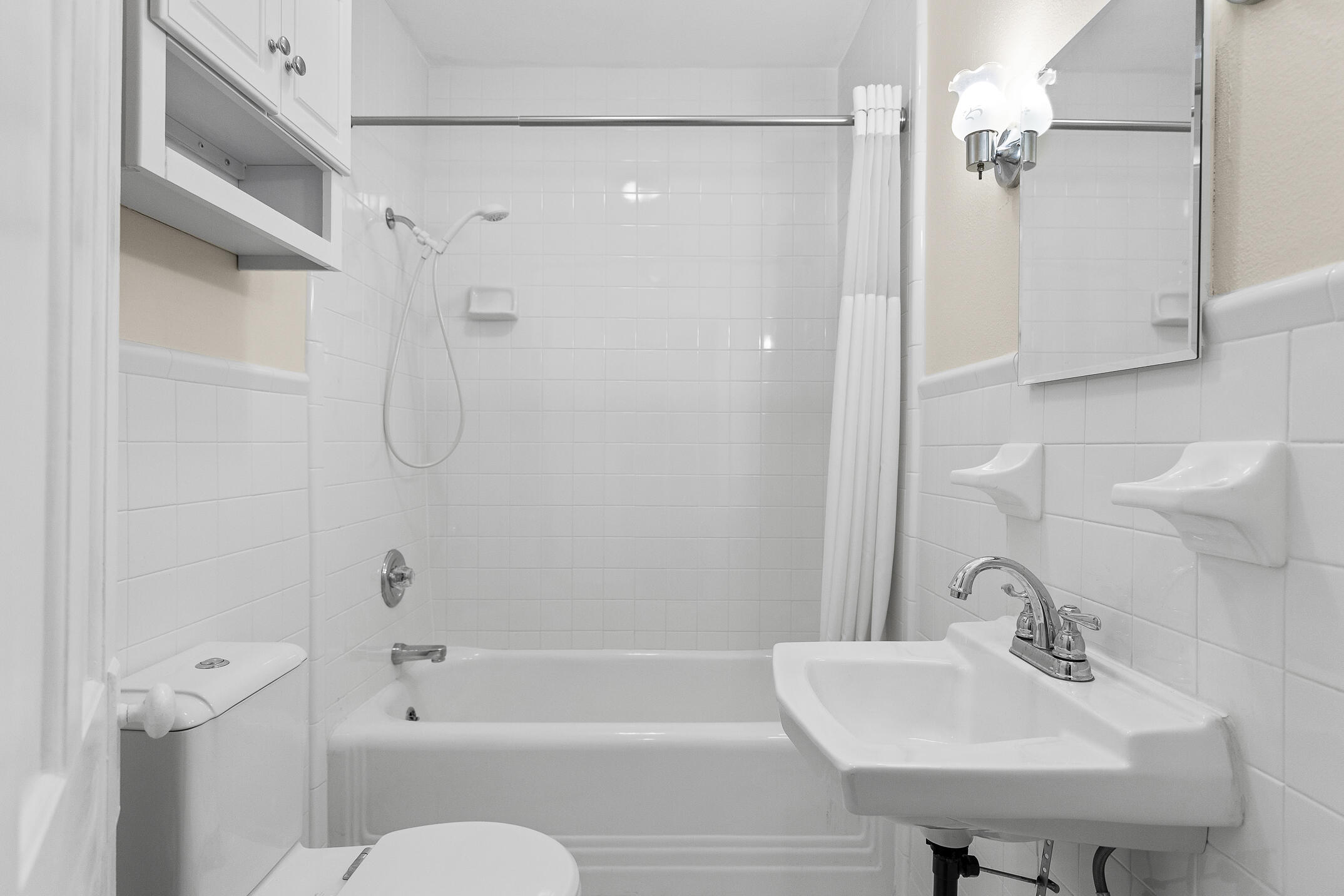 184 Old County Road Ringgold, GA 30736 - Photo 6 of 50 Downstairs Bathroom
