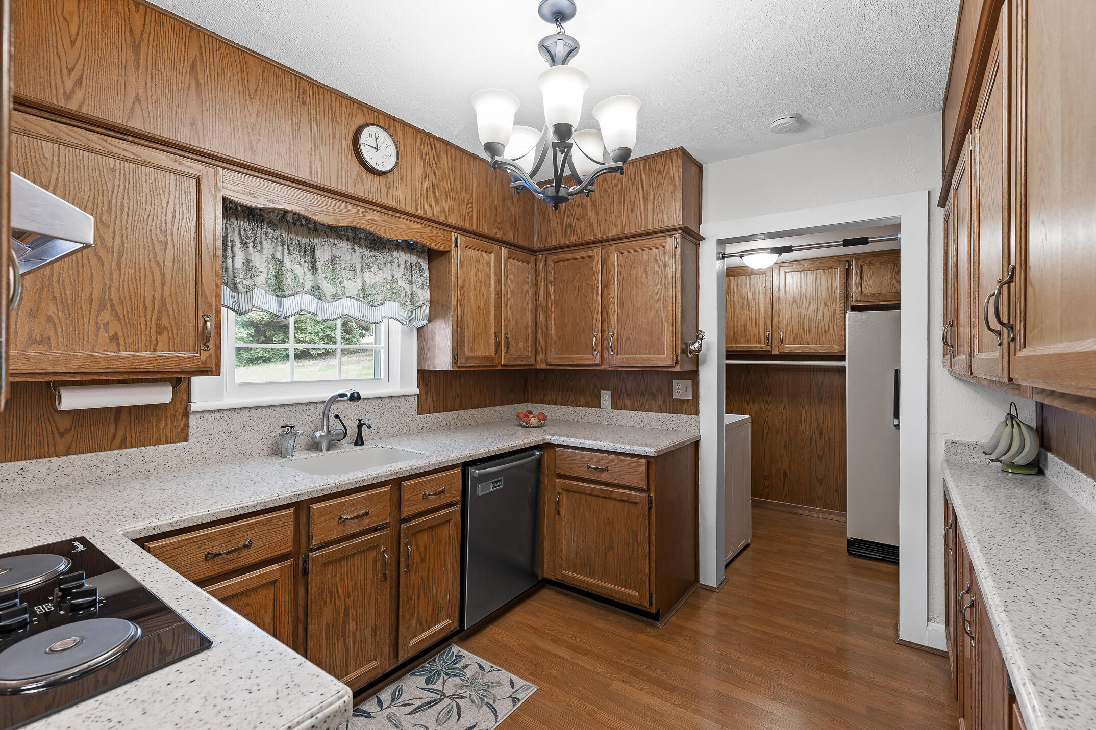 184 Old County Road Ringgold, GA 30736 - Photo 7 of 50 Kitchen