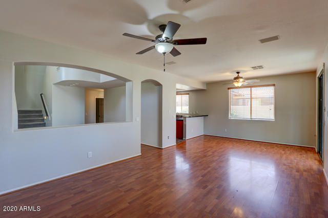21586 Greenway Road Maricopa, AZ 85138 - Photo 12 of 52 12