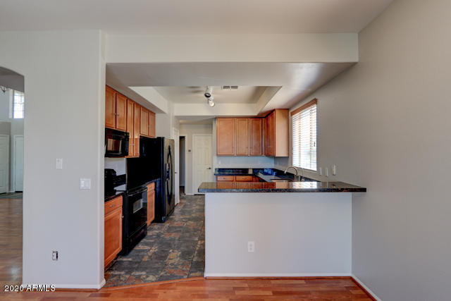 21586 Greenway Road Maricopa, AZ 85138 - Photo 20 of 52 20