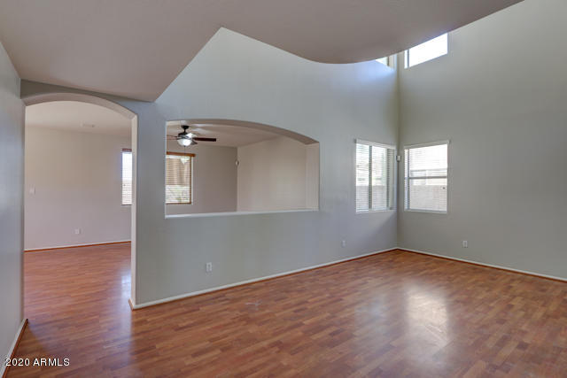 21586 Greenway Road Maricopa, AZ 85138 - Photo 9 of 52 09