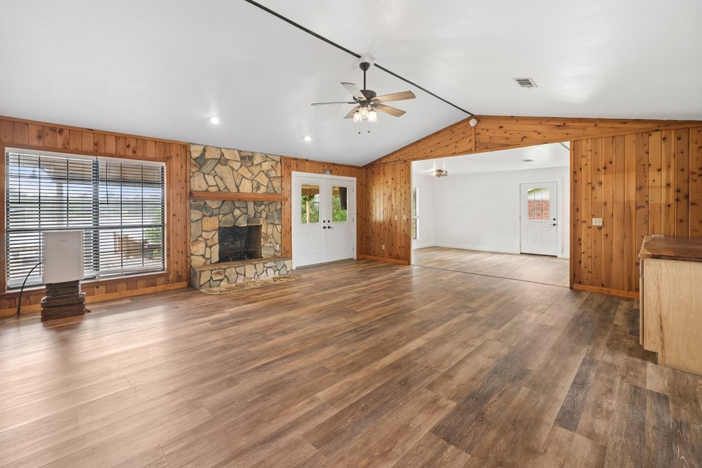 580 Old Transfer Road Wewahitchka, FL 32465 - Photo 9 of 54