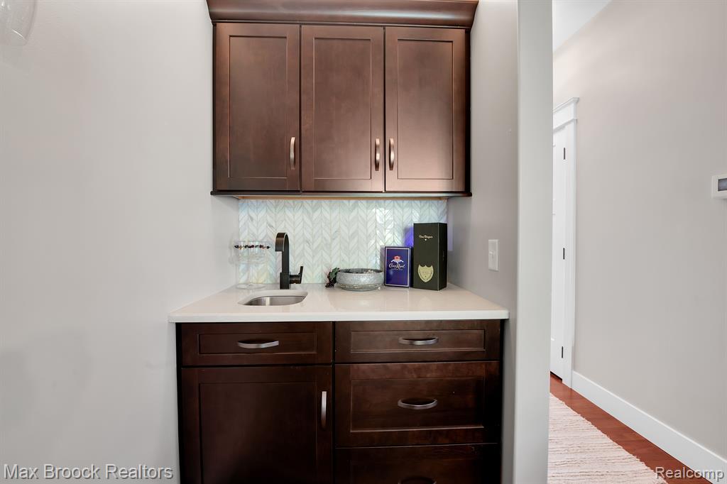 9873 Kress Road Pinckney, MI 48169 - Photo 14 of 99