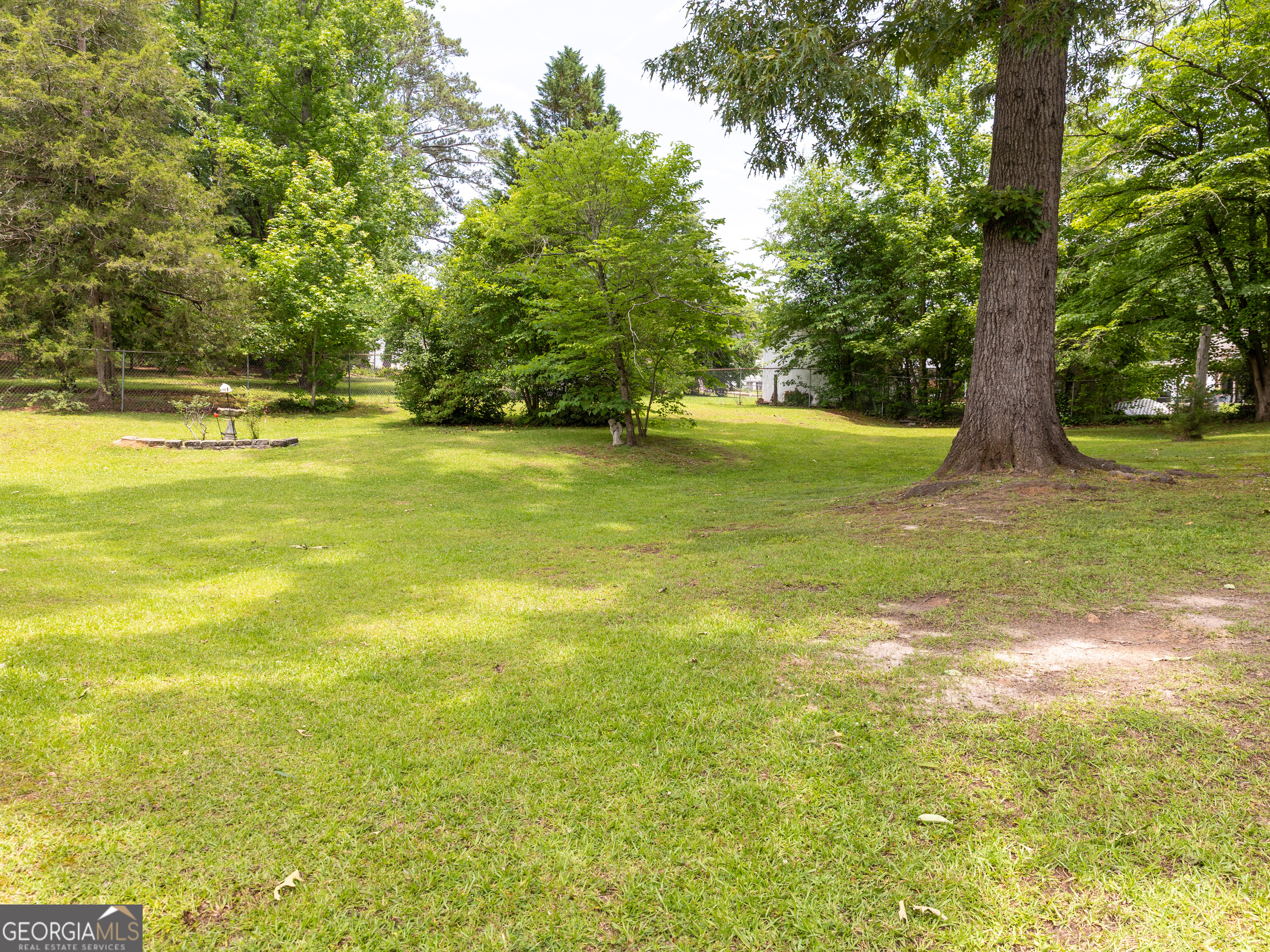 508 Ridgecrest Drive Elberton, GA 30635 - Photo 3 of 29 a view of an ocean view