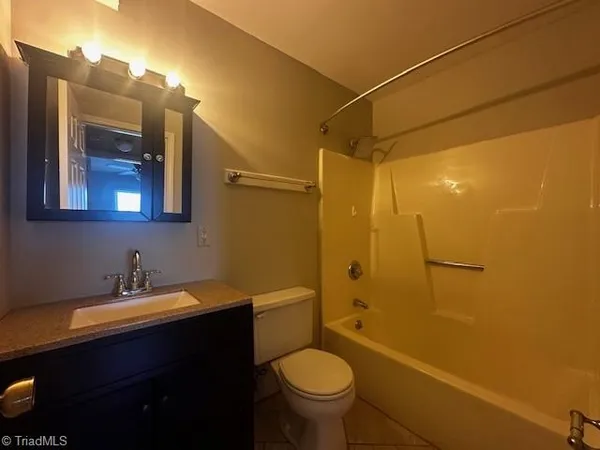 $850 | 4005 McIntosh Street, Unit G, Greensboro, NC 27407