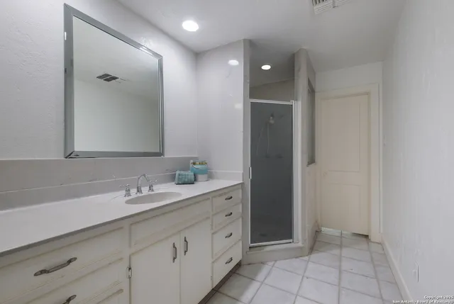 $1,475,000 | 123 Serene Creek Lane, McQueeney, TX 78123