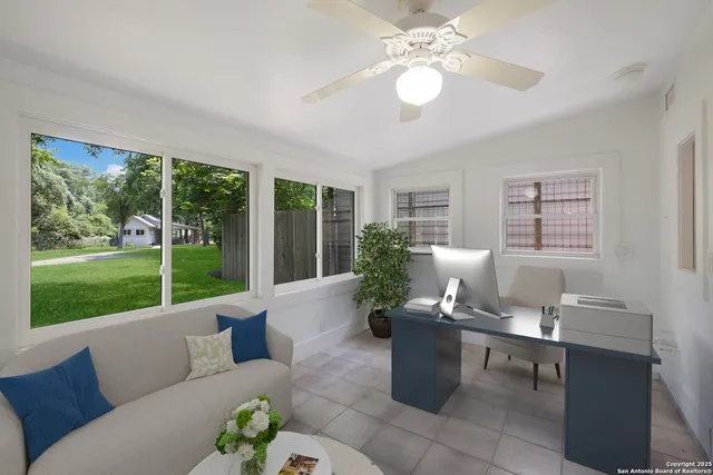 $1,475,000 | 123 Serene Creek Lane, McQueeney, TX 78123