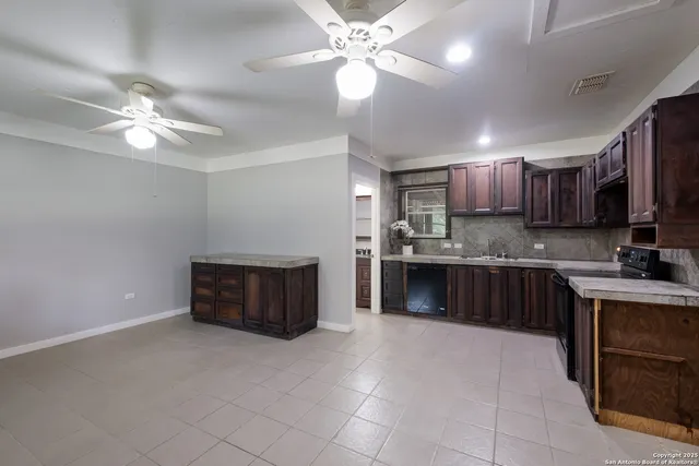 $1,475,000 | 123 Serene Creek Lane, McQueeney, TX 78123