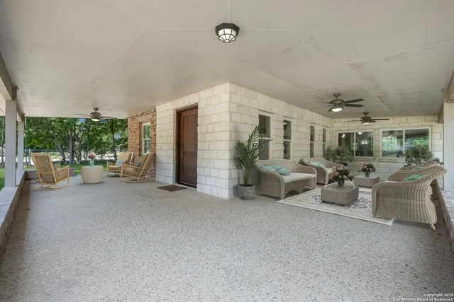 $1,475,000 | 123 Serene Creek Lane, McQueeney, TX 78123