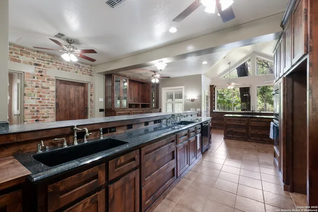 $1,475,000 | 123 Serene Creek Lane, McQueeney, TX 78123