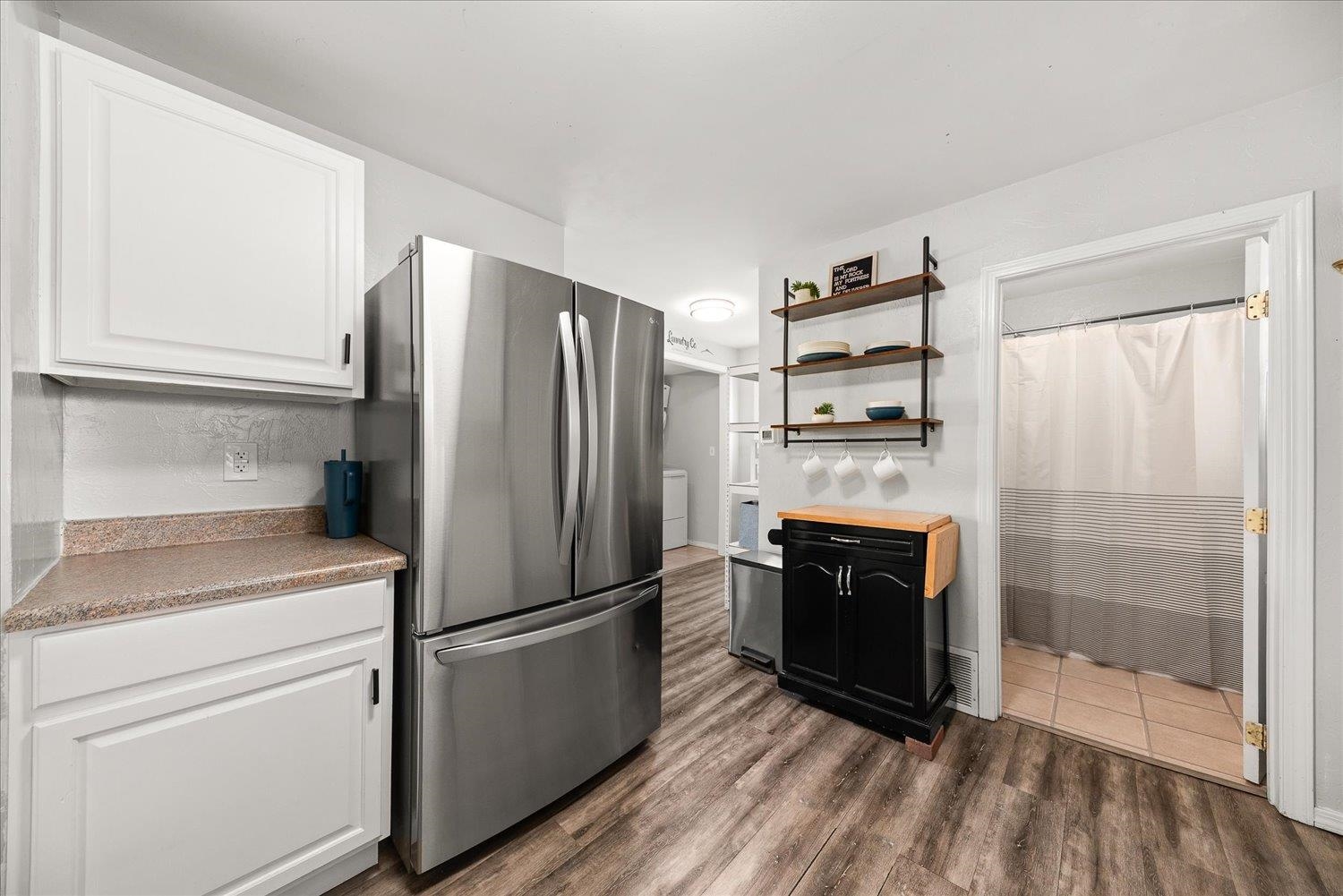 427 East Glass Avenue Spokane, WA 99207 - Photo 14 of 29