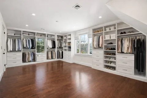 $3,395,000 | 4 Peartree Lane, Wayland, MA 01778