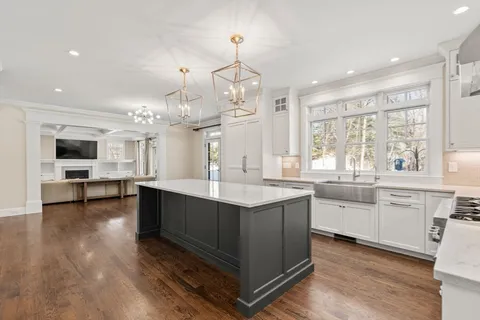 $3,395,000 | 4 Peartree Lane, Wayland, MA 01778