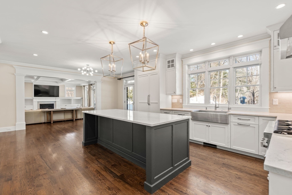 4 Peartree Lane Wayland, MA 01778 - Photo 4 of 32