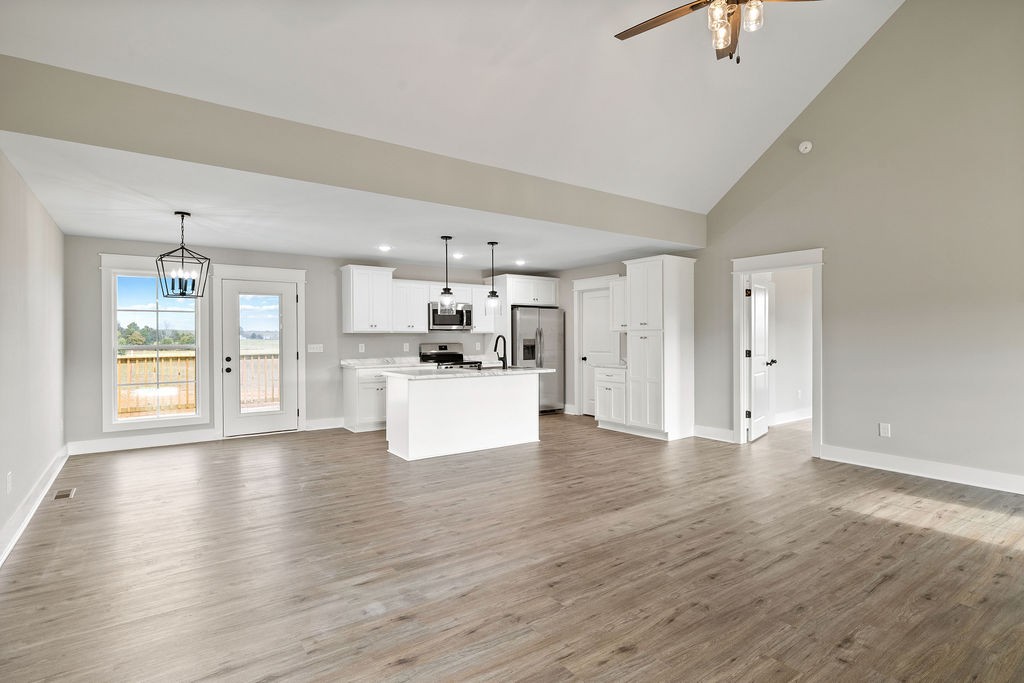 193 North Old Military Road Summertown, TN 38483 - Photo 9 of 27