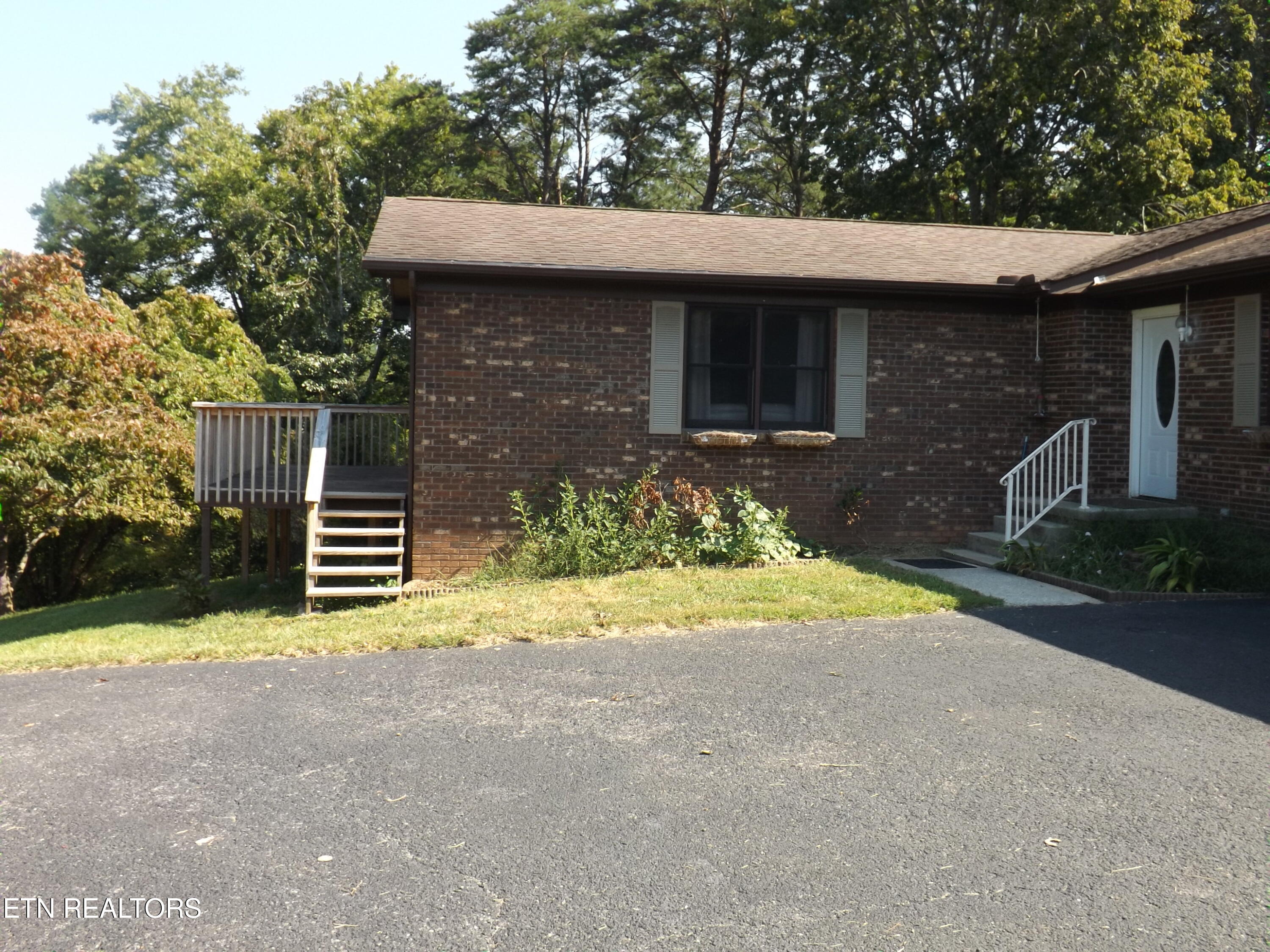 235 Parliament Road Harrogate, TN 37752 - Photo 7 of 52 DSCF4653