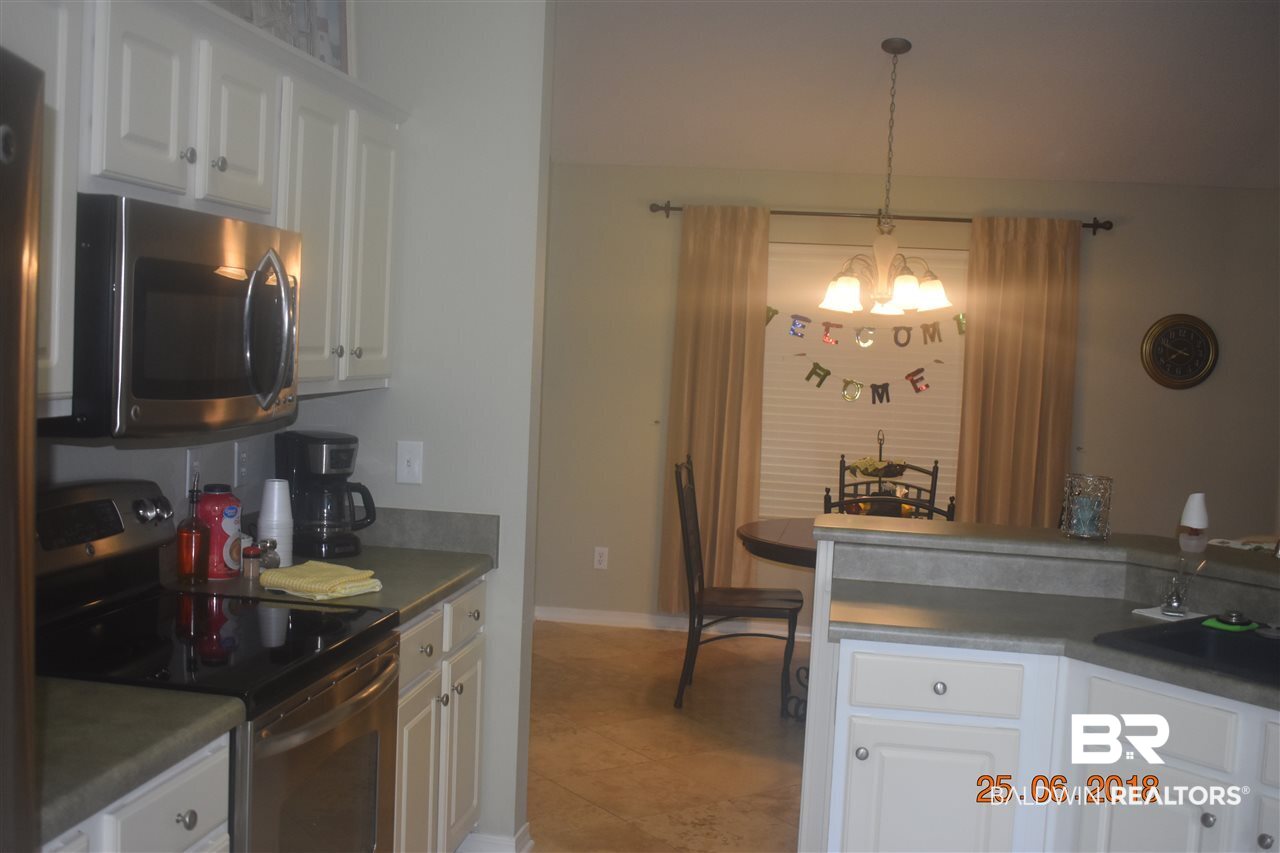 314 Monteith Oaks Drive Foley, AL 36535 - Photo 20 of 31 kitchen