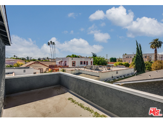 838 North Ridgewood Place Los Angeles, CA 90038 - Photo 20 of 31