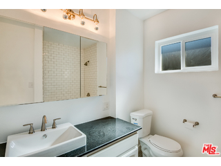 838 North Ridgewood Place Los Angeles, CA 90038 - Photo 28 of 31