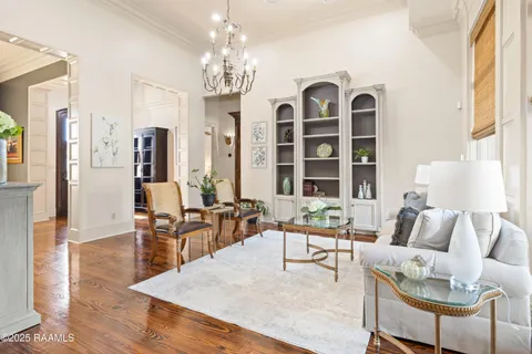 $1,100,000 | 100 Candlewood Drive, Lafayette, LA 70508